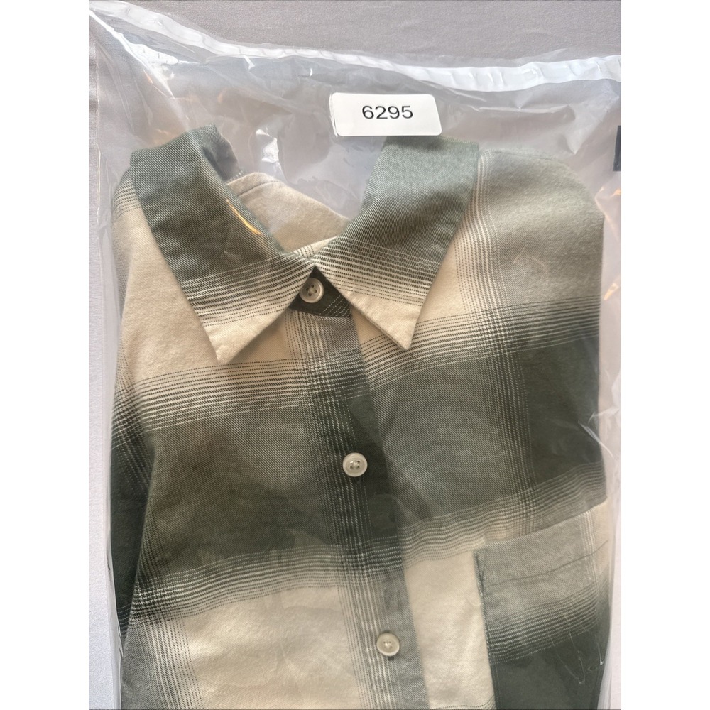 NWT Ava Viv Plaid Flannel Button Down Shirt Green Cream Plus 1X Soft Shacket - Picture 11 of 11